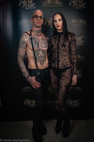 Dresscode und Outfit bei der Kinky, Fetisch & BDSM Party EUPHORIA by GILLIAN Events in Karlsruhe